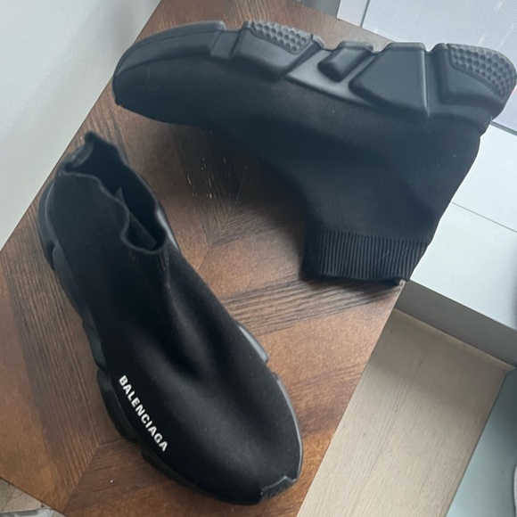 Balenciaga Speed Sneaker - Picture 4 of 8